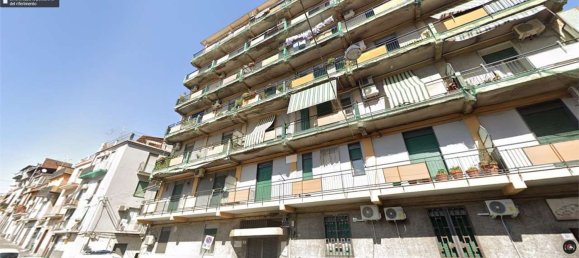 3 rooms Apartment in Catania, Italy No. 43829 3