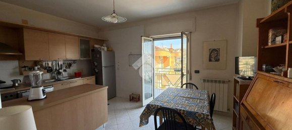 3 Schlafzimmer Wohnung in Acerra, Italy, Nr. 316219 5