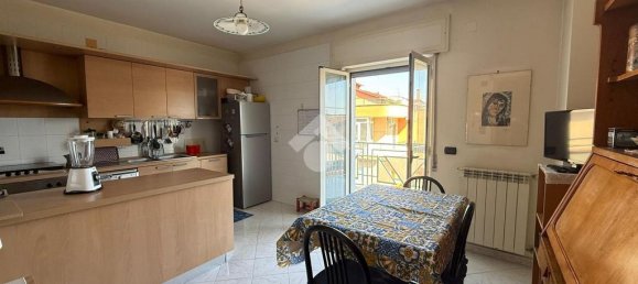 3 Schlafzimmer Wohnung in Acerra, Italy, Nr. 316219 2