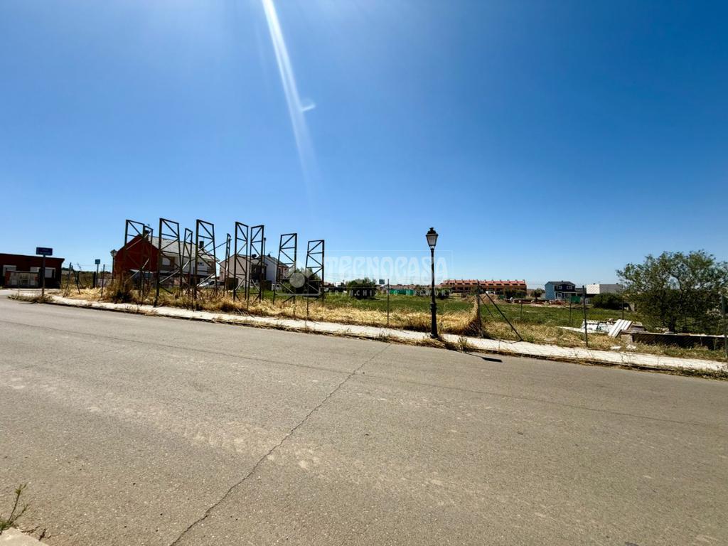 684m² Land in Guadalajara, Spain No. 137298
