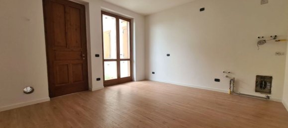 2 rooms Apartment in Gazzaniga, Italy No. 133767 9