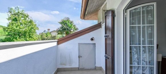 4 Schlafzimmer Villa in Villa d'Almè, Italy, Nr. 66934 29