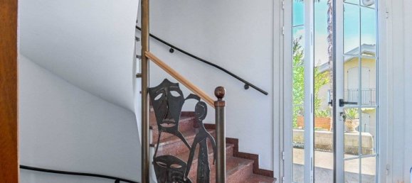 4 Schlafzimmer Villa in Villa d'Almè, Italy, Nr. 66934 8