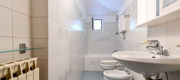 4 Schlafzimmer Villa in Villa d'Almè, Italy, Nr. 66934 26