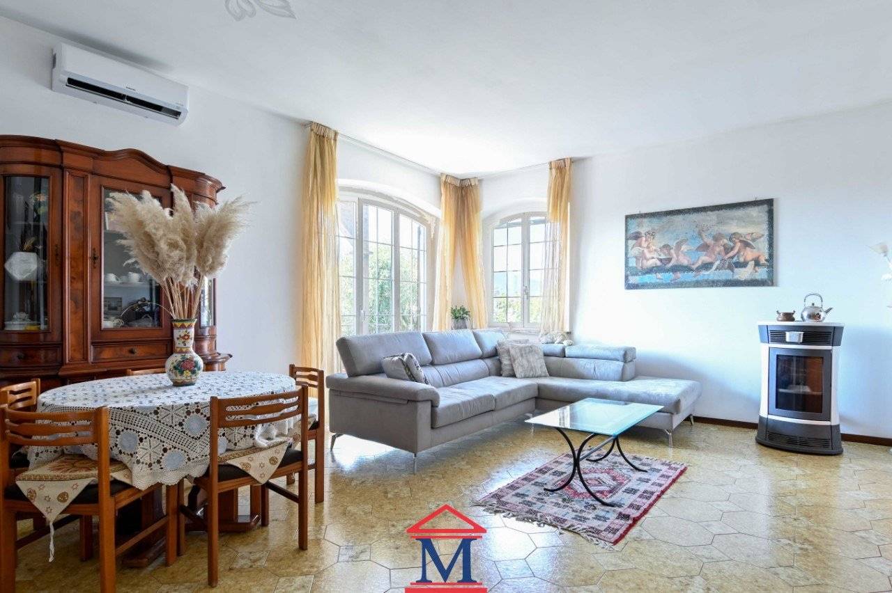 4 Schlafzimmer Villa in Villa d'Almè, Italy, Nr. 66934