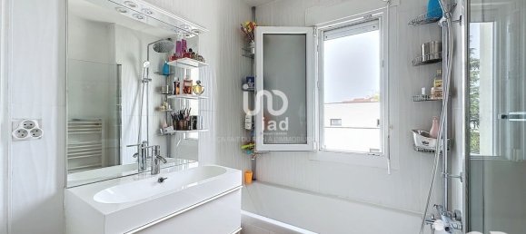 3 bedrooms Townhouse in Reims, France No. 61112 9