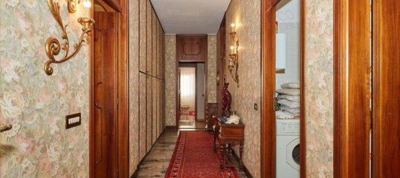 Квартира с 5 комнатами в Милан, Италия № 242002 40