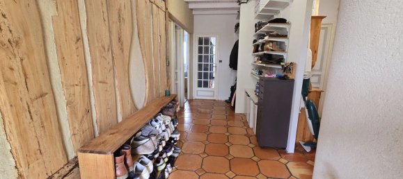 4 bedrooms House in Lauzun, France No. 335959 9