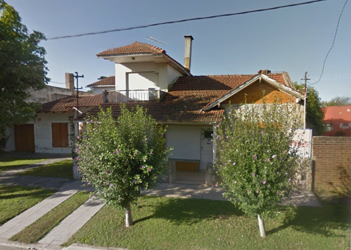 2 bedrooms House in Mar del Plata, Argentina No. 103698