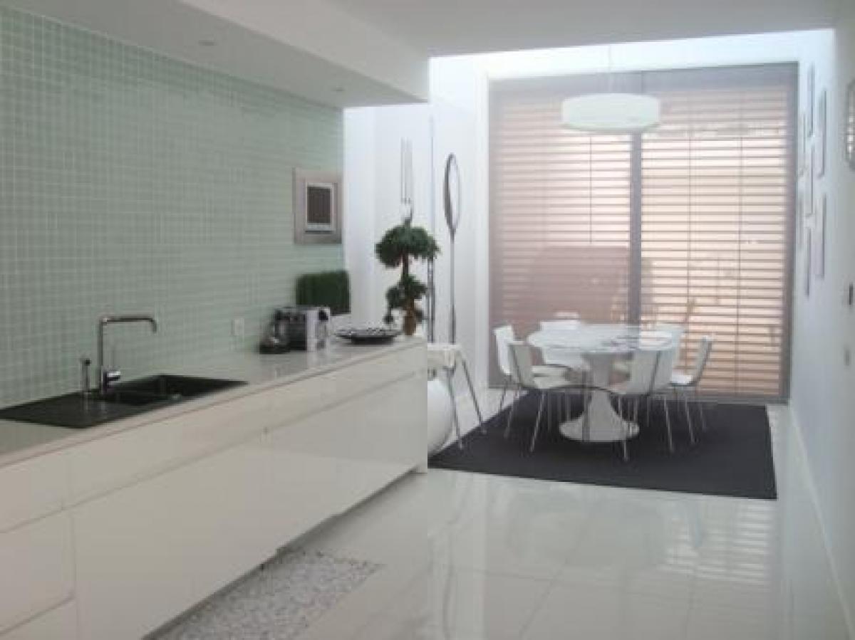 Дом с 4 спальнями в Вила Нова ди Гая, Португалия № 3528