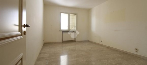 4-Zimmer Wohnung in Reggio Calabria, Italy, Nr. 156413 9