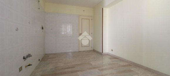 4-Zimmer Wohnung in Reggio Calabria, Italy, Nr. 156413 3