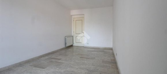 4-Zimmer Wohnung in Reggio Calabria, Italy, Nr. 156413 12