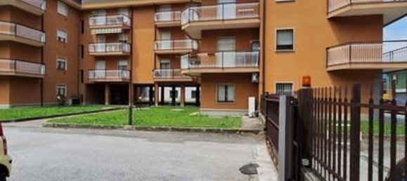 3 rooms Apartment in Galbiate, Italy No. 88553 21