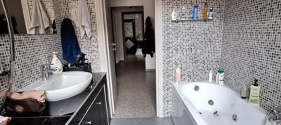 3 rooms Apartment in Galbiate, Italy No. 88553 18