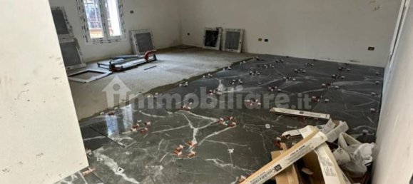 Apartamento de 2 dormitorios en Campi Bisenzio, Italy No. 10814 24