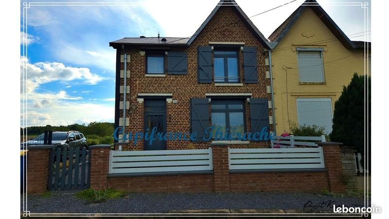 2 bedrooms House in Hirson, France No. 260732