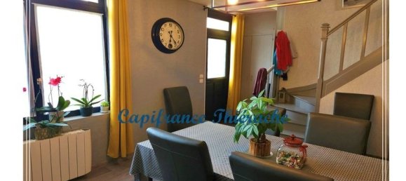 2 bedrooms House in Hirson, France No. 260732 10