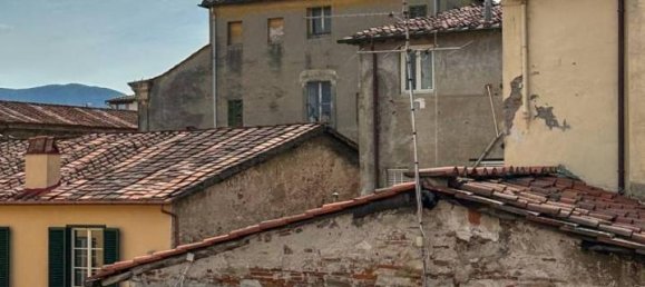 7 rooms Apartment in Lucca, Italy No. 173919 30