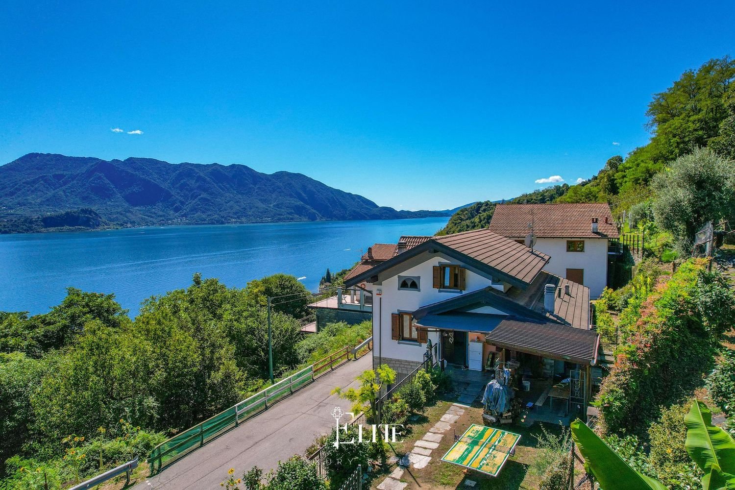 5 Schlafzimmer Villa in Oggebbio, Italy, Nr. 334706