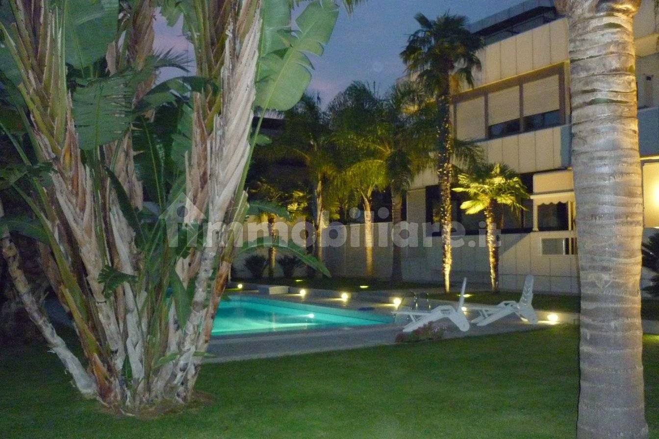 5 غرف نوم شقة في Lecce, Italy رقم 218124