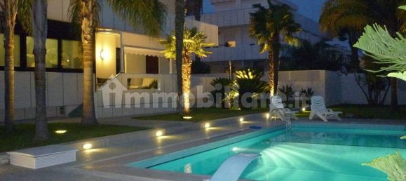 5 غرف نوم شقة في Lecce, Italy رقم 218124 35