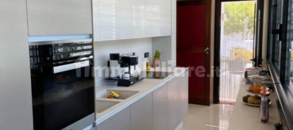 5 غرف نوم شقة في Lecce, Italy رقم 218124 9