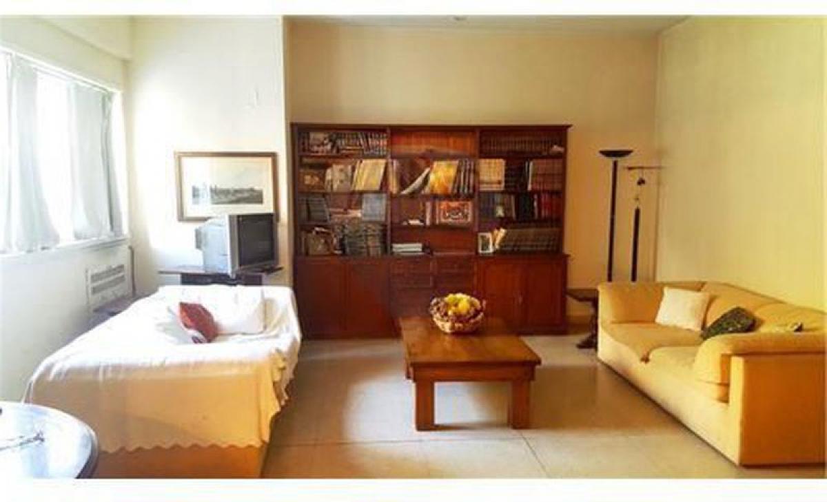 Квартира с 4 спальнями в Буэнос-Айрес, Аргентина № 70129