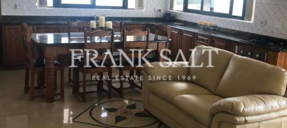 3 bedrooms Penthouse in Ghajnsielem, Malta No. 5491 6