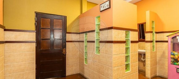 289m² Warehouse in Setubal, Portugal No. 90190 33