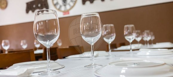 289m² Warehouse in Setubal, Portugal No. 90190 8