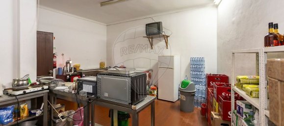 289m² Warehouse in Setubal, Portugal No. 90190 24