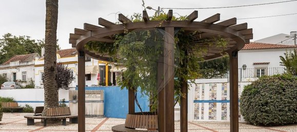 289m² Warehouse in Setubal, Portugal No. 90190 3