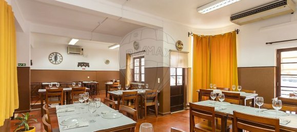 289m² Warehouse in Setubal, Portugal No. 90190 11