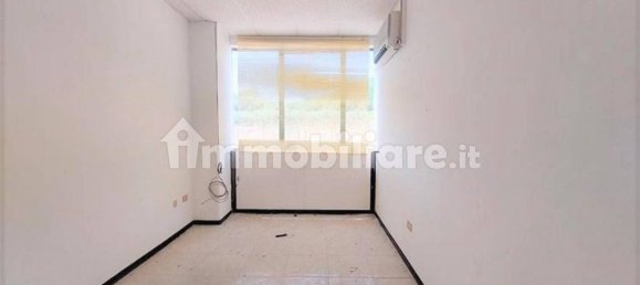 1724m² Warehouse in Giuliano Teatino, Italy No. 318859 5