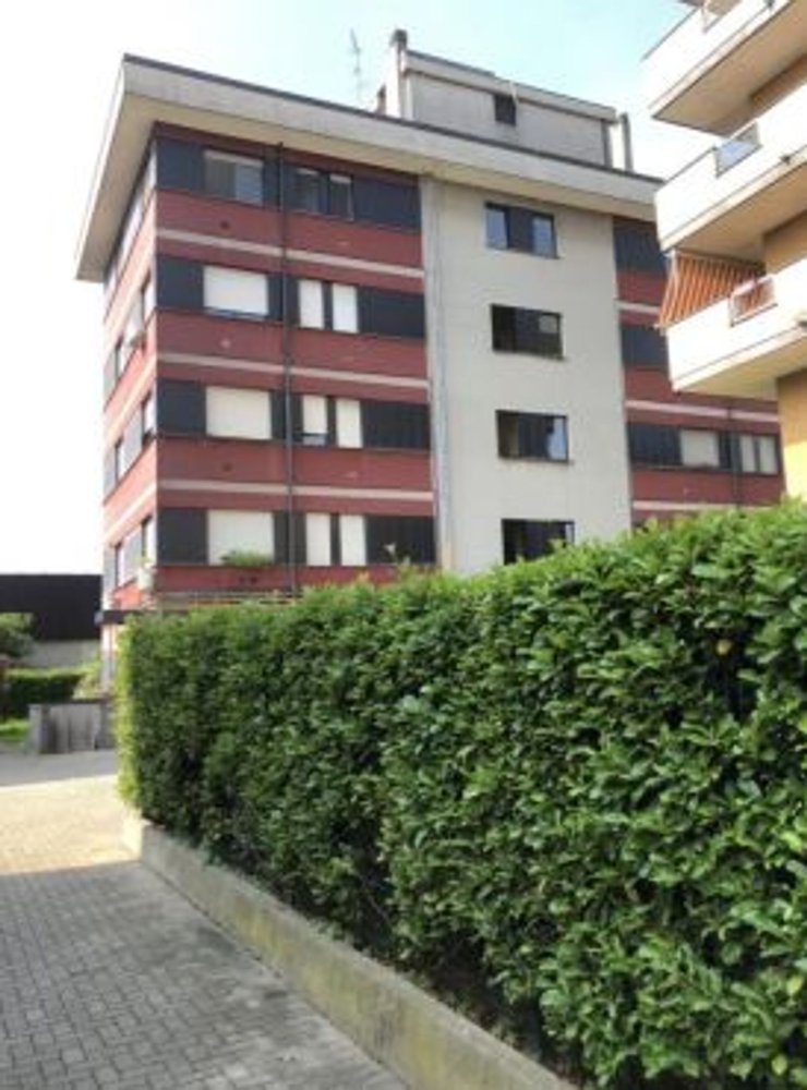 2غرفة شقة في Milan, Italy رقم 239728