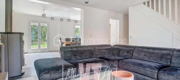 4 bedrooms House in Les Chapelles-Bourbon, France No. 333416 5