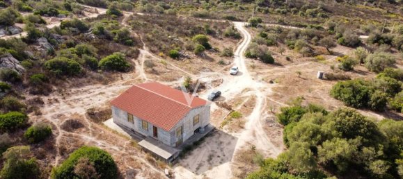Casa de 5 habitaciónes en Olbia, Italy No. 23598 2
