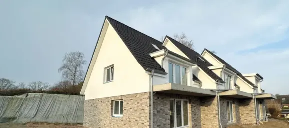 Таунхаус с 4 комнатами в Шлезвиг-Гольштейн, Германия № 11101 2