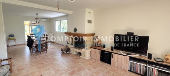 Casa de 4 dormitorios en Puiseaux, France No. 59003 23