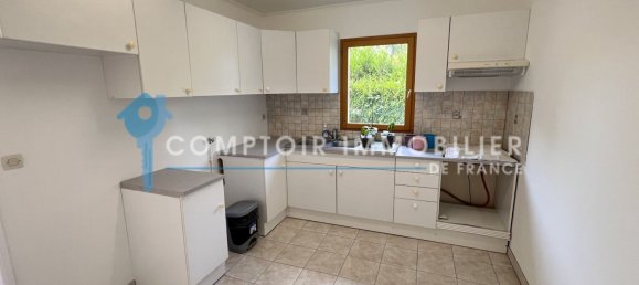 Casa de 4 dormitorios en Puiseaux, France No. 59003 60