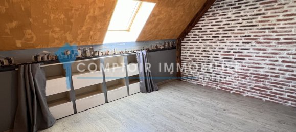 Casa de 4 dormitorios en Puiseaux, France No. 59003 65