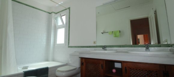 5 bedrooms Villa in Cadiz, Spain No. 145741 12