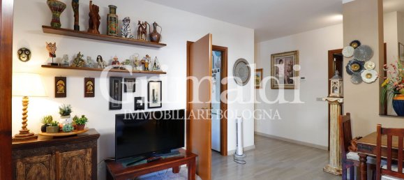 5 rooms Apartment in San Lazzaro di Savena, Italy No. 183133 11