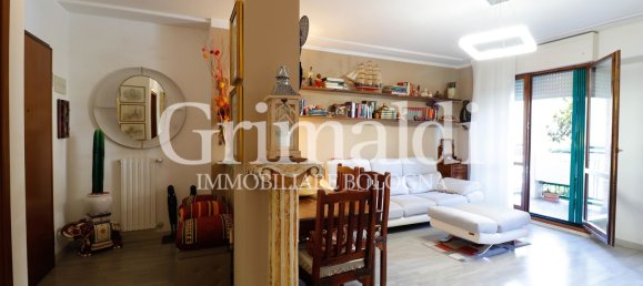 5 rooms Apartment in San Lazzaro di Savena, Italy No. 183133 5