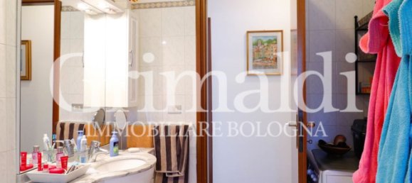 5 rooms Apartment in San Lazzaro di Savena, Italy No. 183133 36