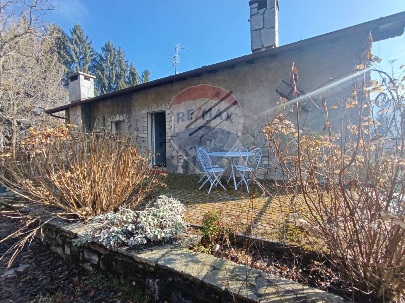 5 rooms House in Alta Valle Intelvi, Italy No. 299318
