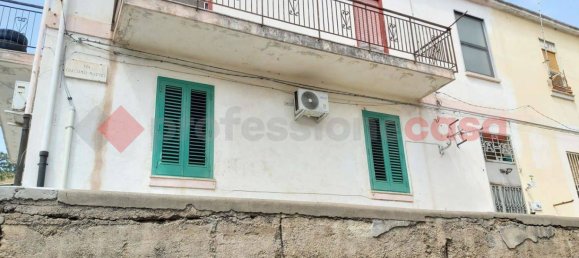 3 rooms Apartment in Messina, Italy No. 321048 4