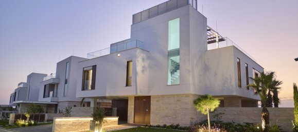 5 bedrooms Villa in Ayia Napa, Cyprus No. 31991 14