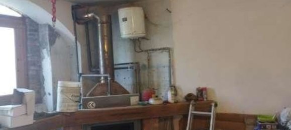 Studio in Cocquio-Trevisago, Italy No. 184524 6